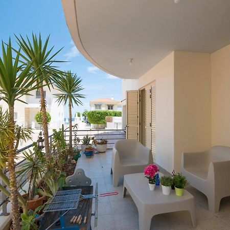 Apartments For Holidays Paralimni Exterior photo